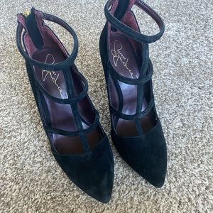 Report Signature heel